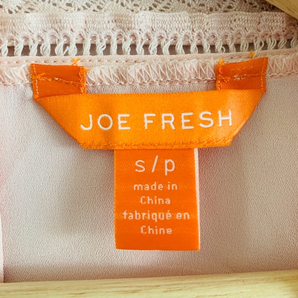 Soft pink sleeveless blouse - Picture 2 of 3